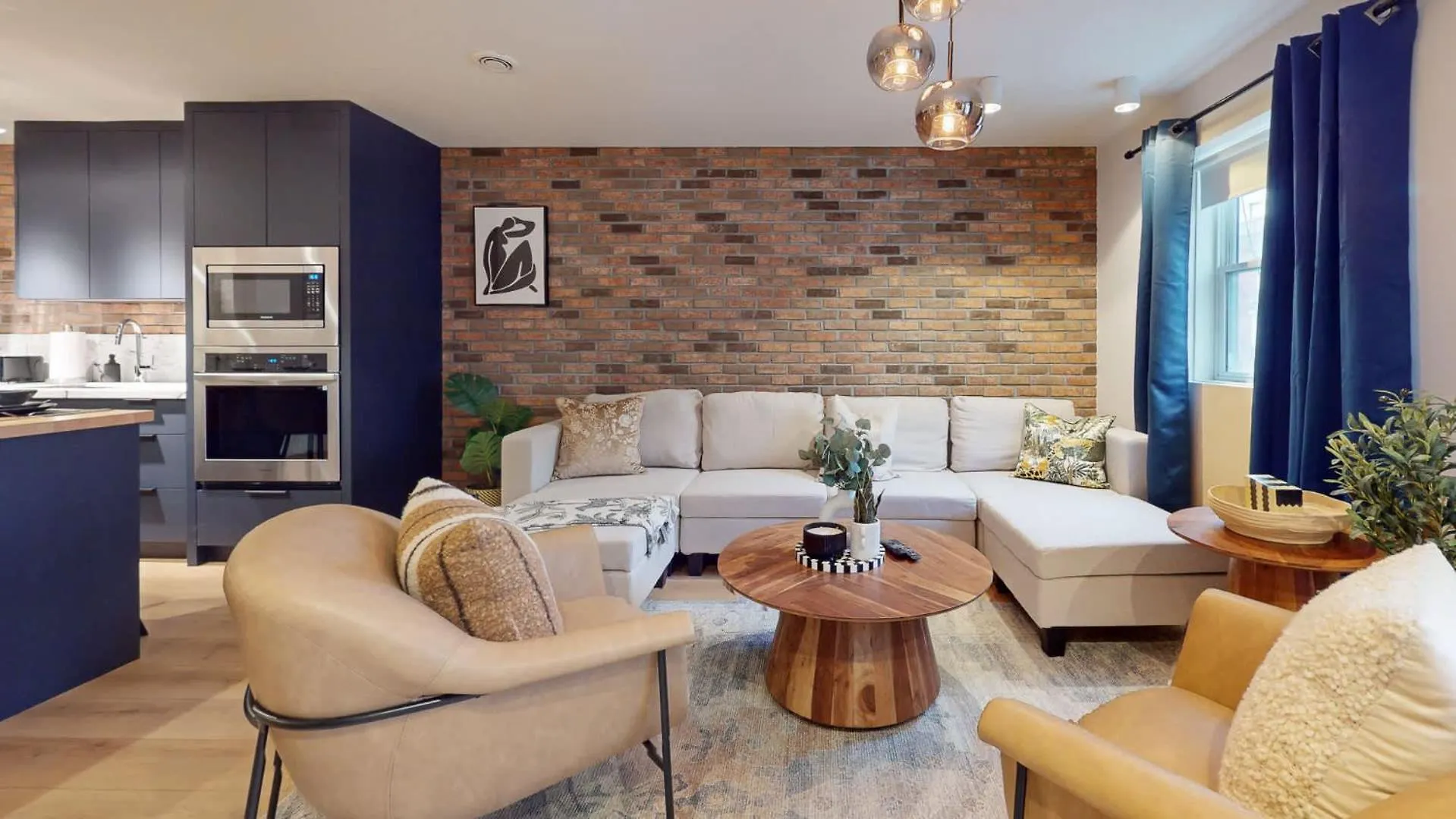 Casa Queen Elegant Suite In Leslieville Toronto
